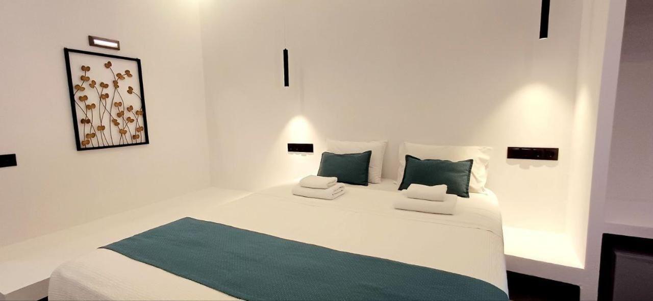 Rigas Hotel Skopelos Buitenkant foto